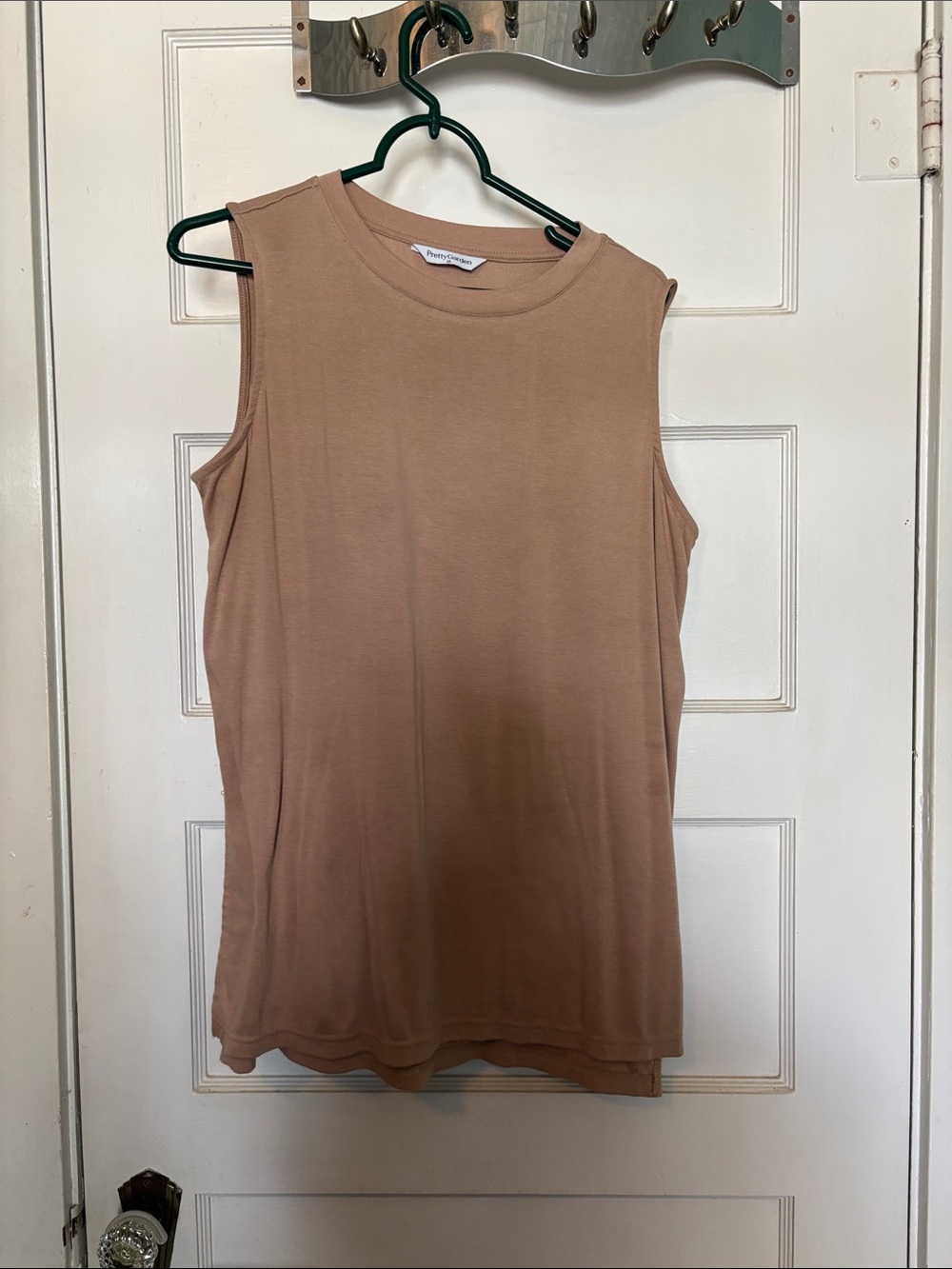 Pretty Garden Women's Knit Tank Top & Shorts Set in Beige Size M - Picture 3 of 8